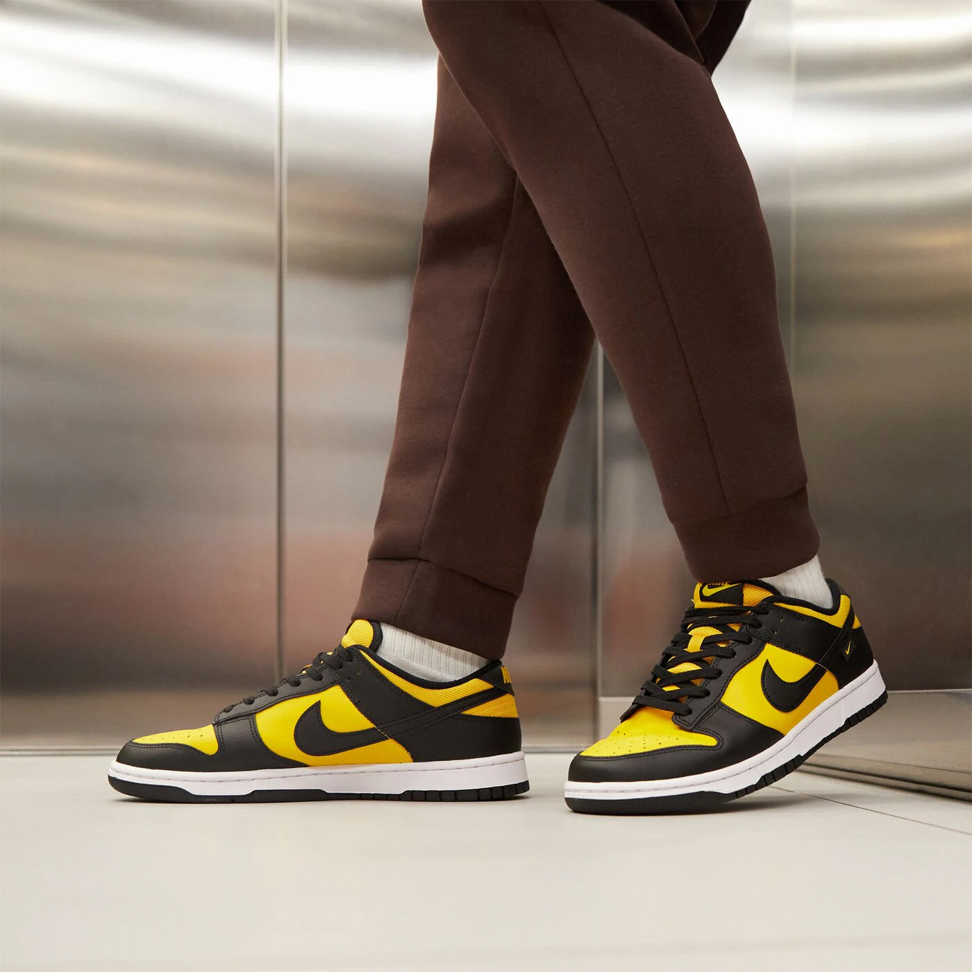 Nike Dunk Low Reverse Goldenrod