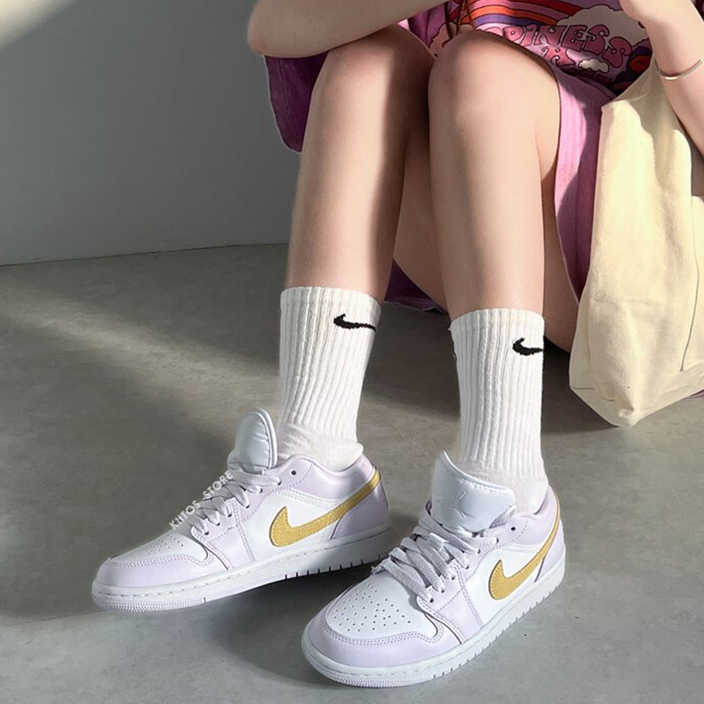 Nike Air Jordan Low Barely Grape (W)