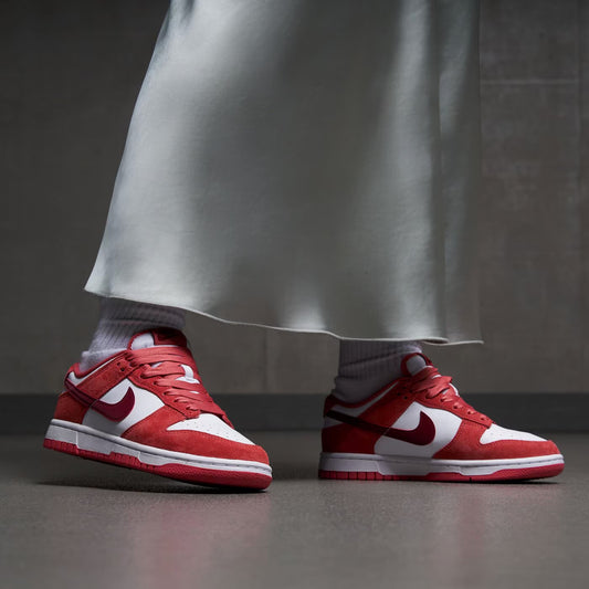 Nike Dunk Low Valentine Day 2024