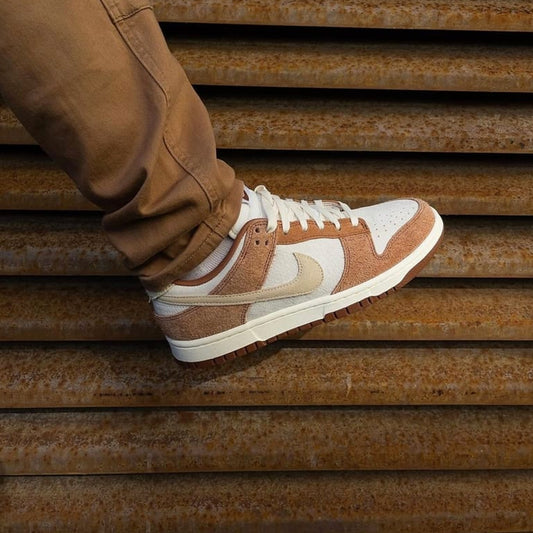 Nike Dunk Low Medium Curry