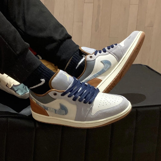 Nike Air Jordan 1 Low SE Denim Swoosh
